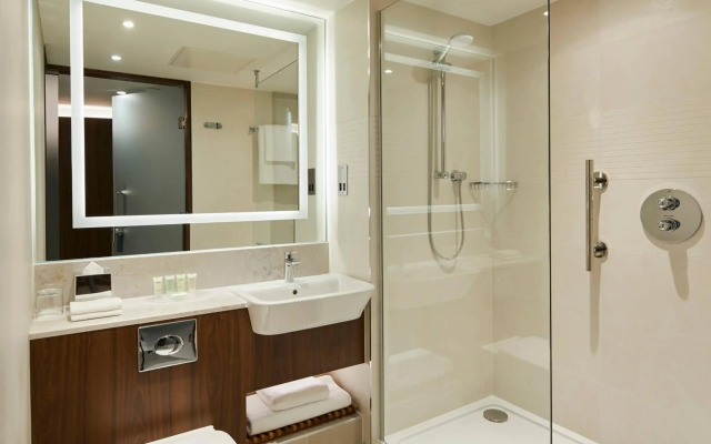 Courtyard by Marriott Oxford City Centre