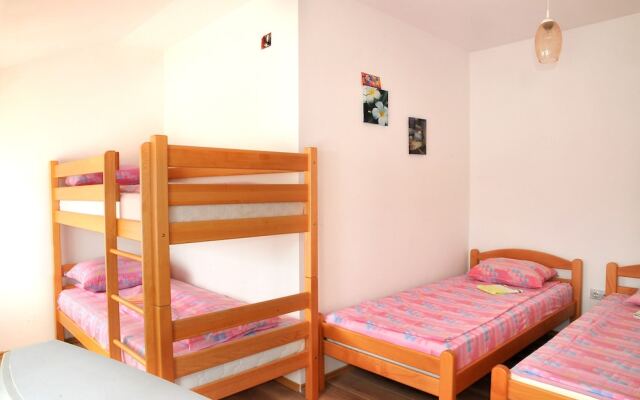 Hostel Room