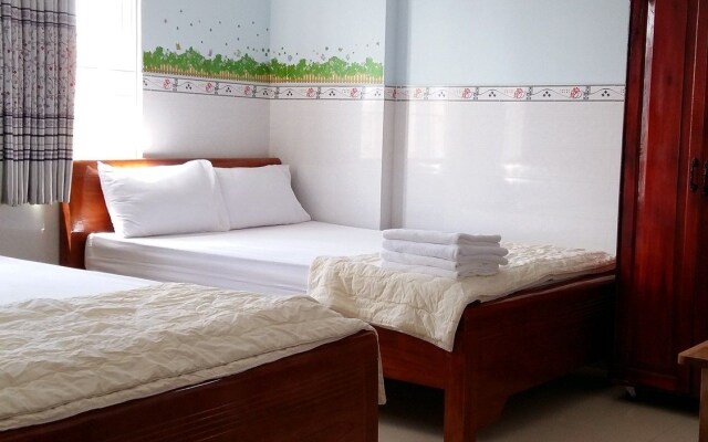 Ngan Giang Guest House