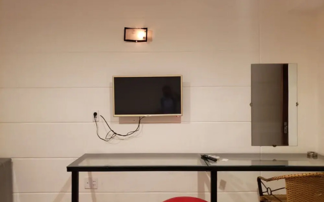 Hoa My Hotel by OYO Rooms