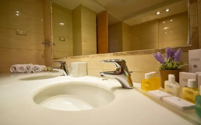 Plaza Resort Hotel