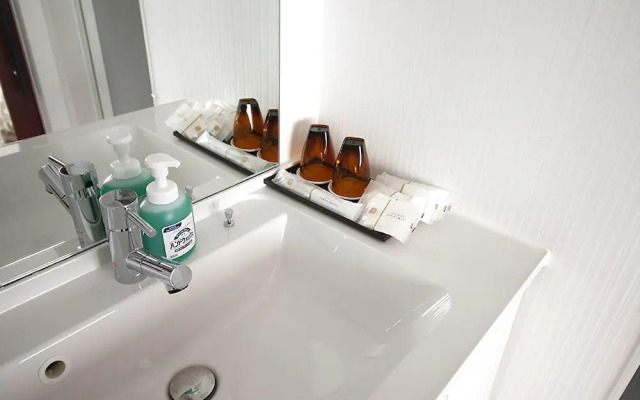 Lakeside Hot Spring Hotel Kunibiki