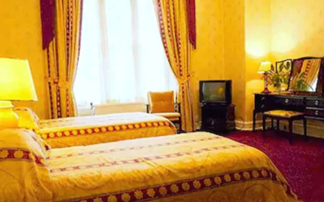 Birnam Guest House