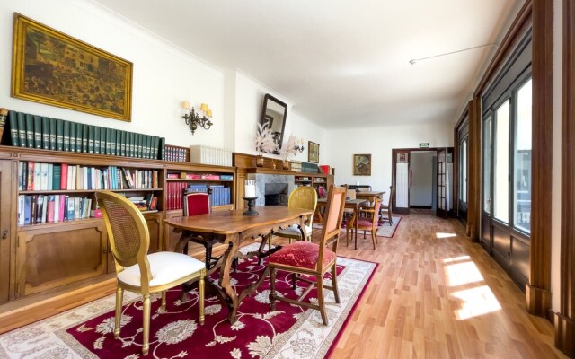 Angelats Hotel