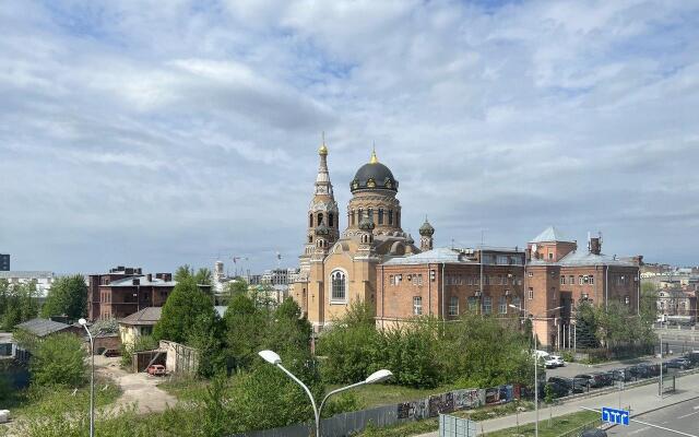 БелосНежность на набережной Обводного канала 108