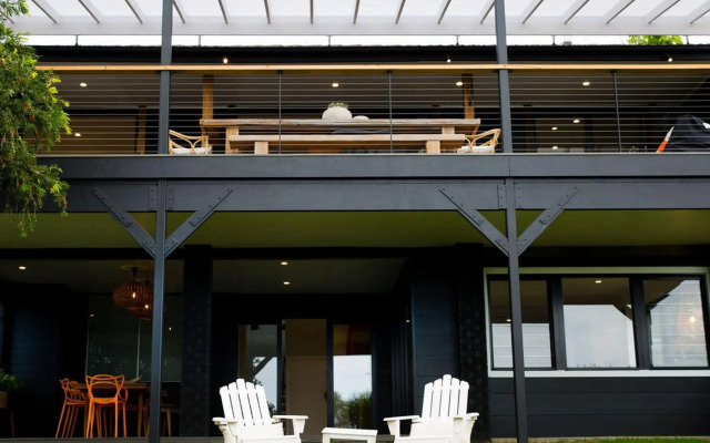 THE WERRI SHACK Werri Beach Gerringong 4pm check out Sundays