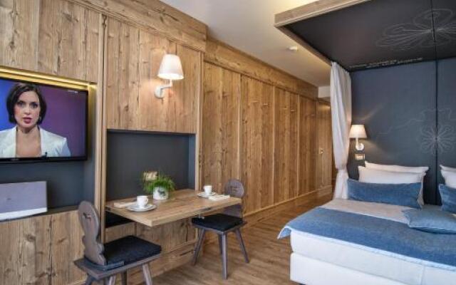 Hotel Tirolensis