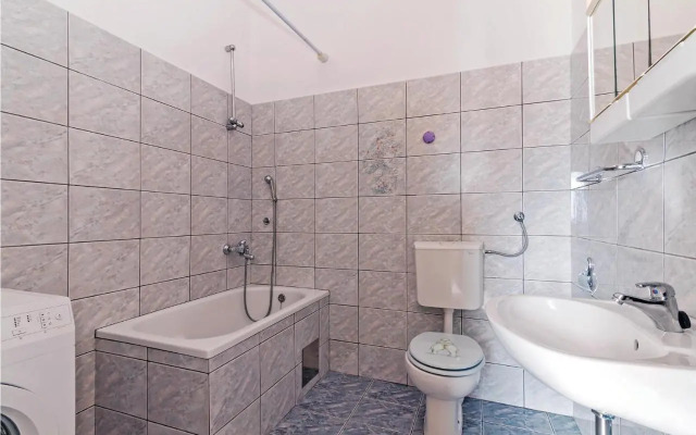 Five-Bedroom Holiday Home in Rovanjska