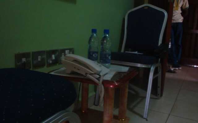 Eastern Route Hotel Kireka