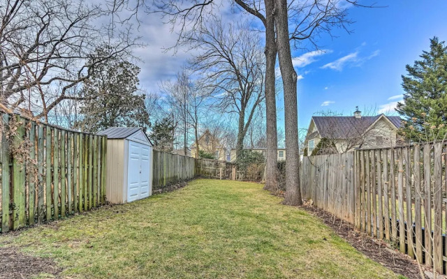 Townhome in Leesburg Historic District!
