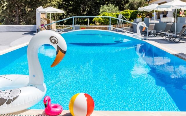 Loukia Luxury Apartments