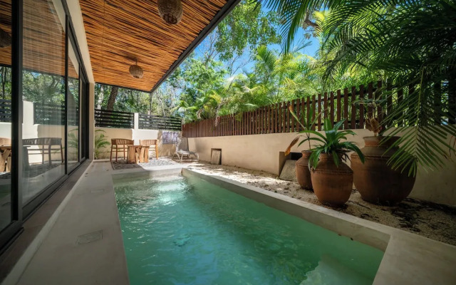 Apartment with Private Pool in Tulum