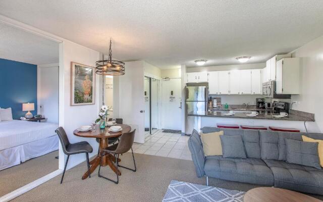 2140 Kuhio Ave #607