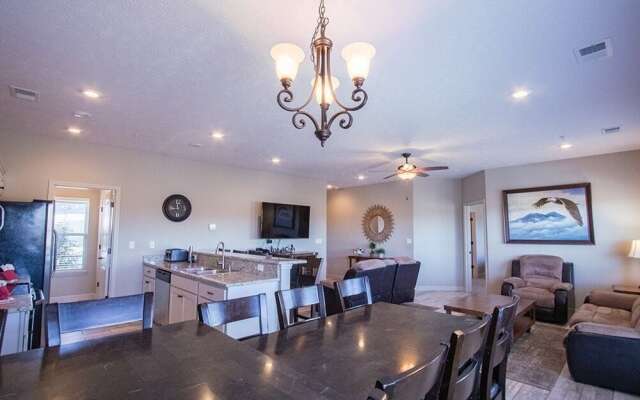 Top Tee A 3 Bedroom Condo