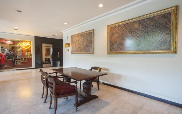 RedDoorz Plus @ Surabaya City Center