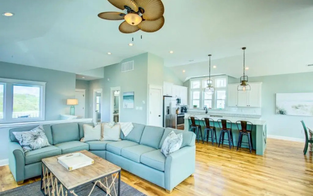 4056 - Tight Lines & Tan Lines