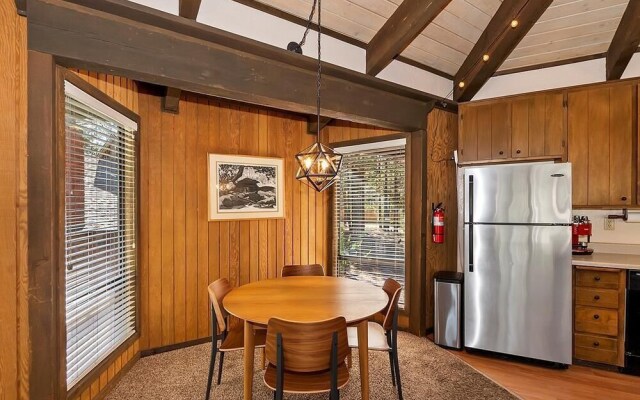 021 - Tree Fort Getaway