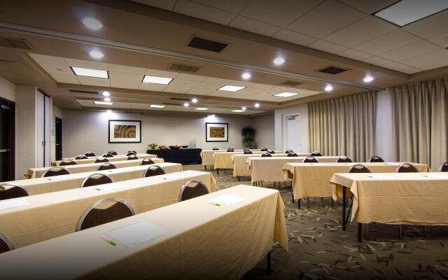 Holiday Inn Hotel & Suites Scottsdale North - Airpark by IHG