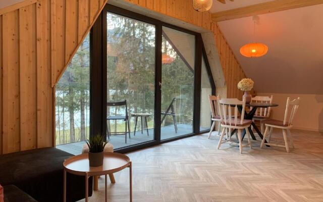 Pine Tree Holiday House