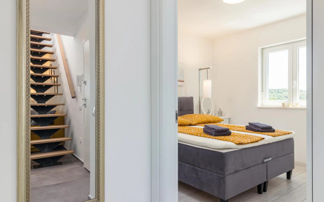 Penthouse Apartment Sax