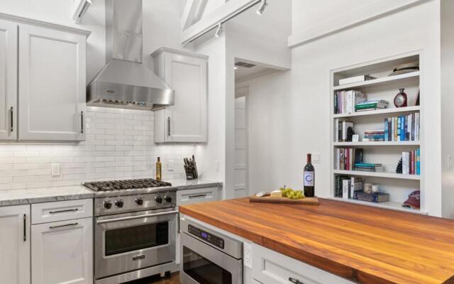 Beautiful Remodeled Home 30 night min