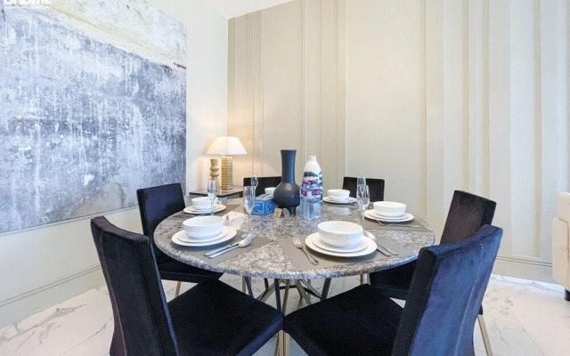 3B-Amna Tower-4801 by bnbme homes