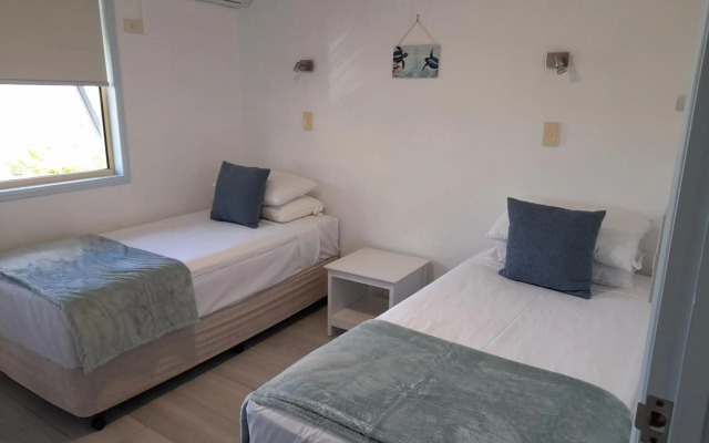 Airlie Apartments