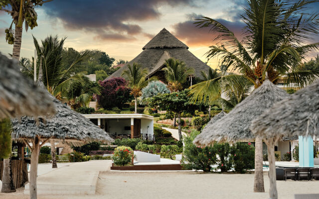 Gold Zanzibar Beach House & Spa