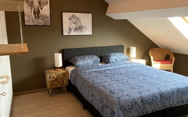 Cosy 2-bedroom Apartment in the Center of Hotton