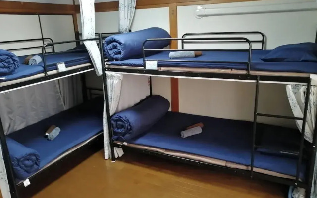 GUEST HOUSE SAKAE - Hostel