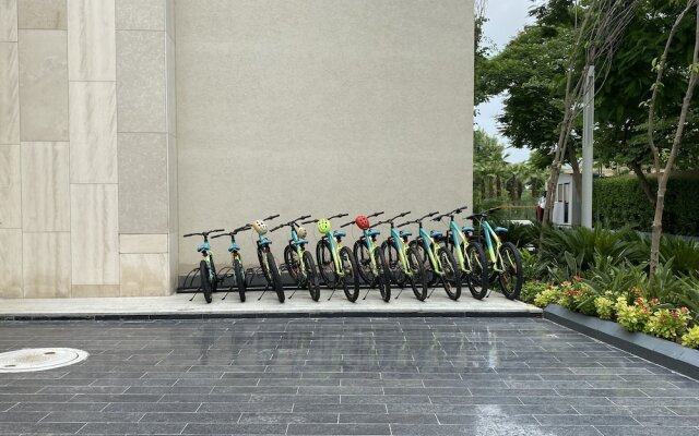 Courtyard by Marriott Aravali Resort