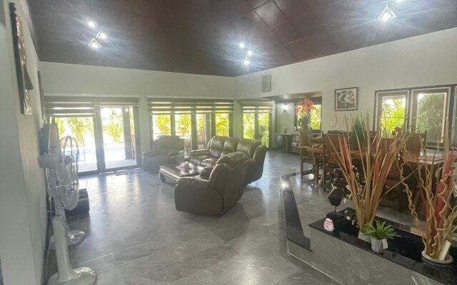 Luxury 4 Bed Pool Villa