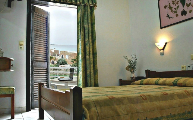 Iliostasi Beach Apartments