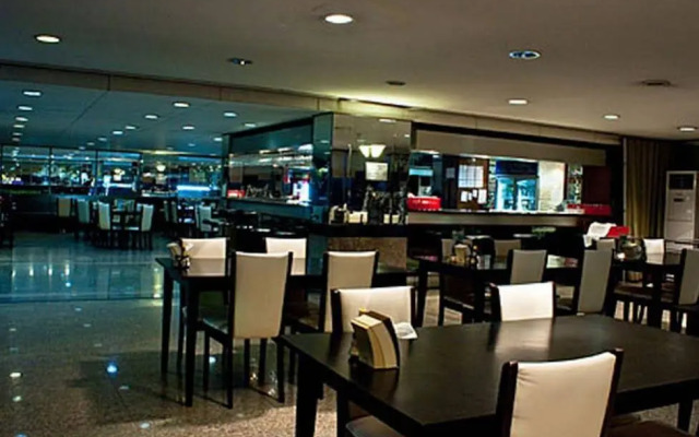 Nana Tai Suite