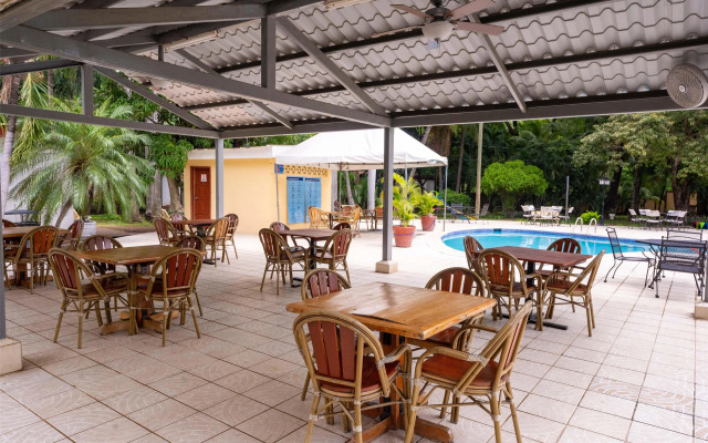 Best Western Las Mercedes Airport