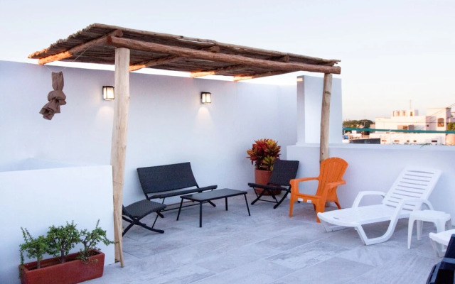 Arkana 9 by Grupo Amber