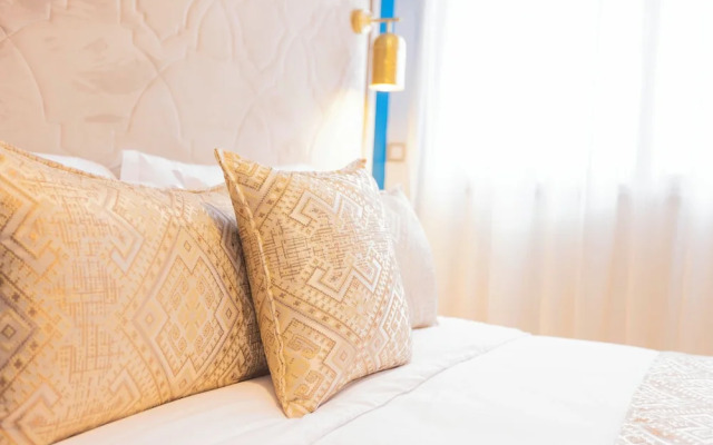 Residence hoteliere- Moroccan Floors