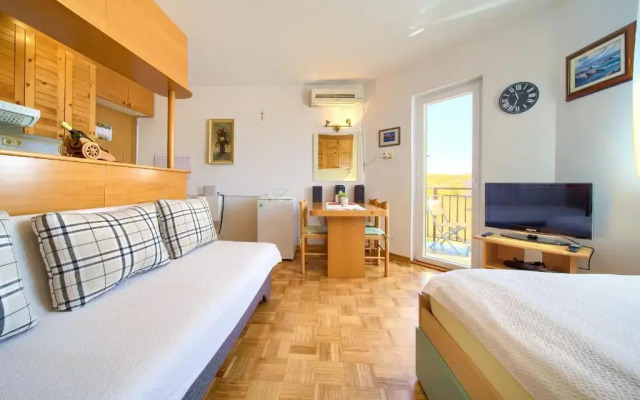 Studio Apartment Vesna