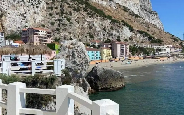 The Caleta Hotel Self-Catering Apartments