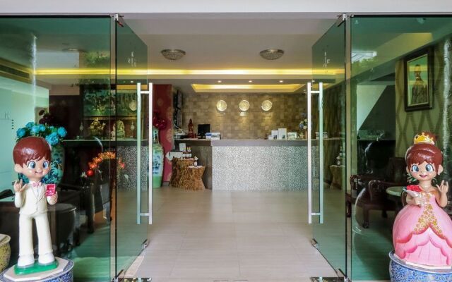 Nida Rooms San Phisuea 88