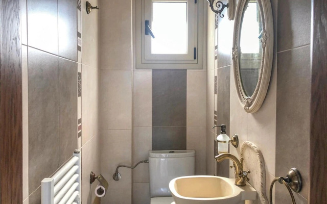 Nice Home in Koroni with Hot Tub, WiFi, Outdoor Swimming Pool