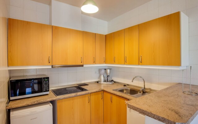 Quaint Holiday Home in Vilacolum With Swimming Pool