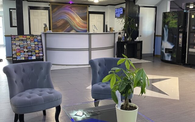 Rodeway Inn & Suites