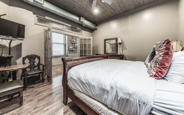 Cook Loft