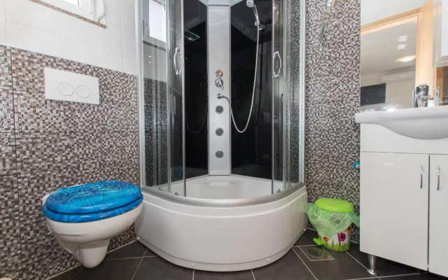 Studio apartments Zloic in Krvavica