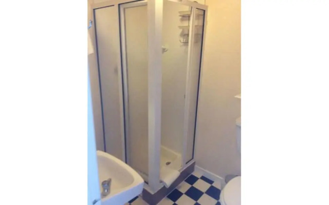Clon Ross Guesthouse