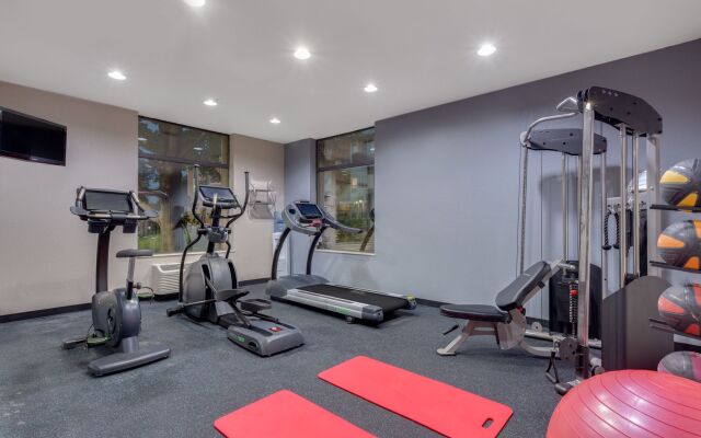 SureStay Plus Hotel by Best Western Coralville Iowa City