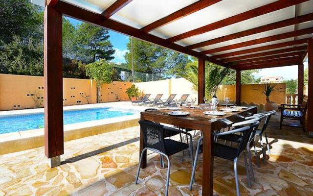 Villa Iris