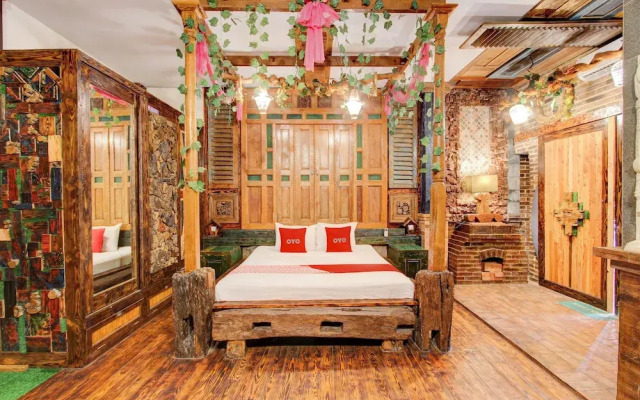 OYO 94405 D'classic Homestay