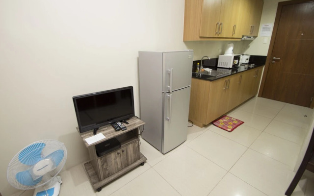 Withus Condotel at Shell Residences